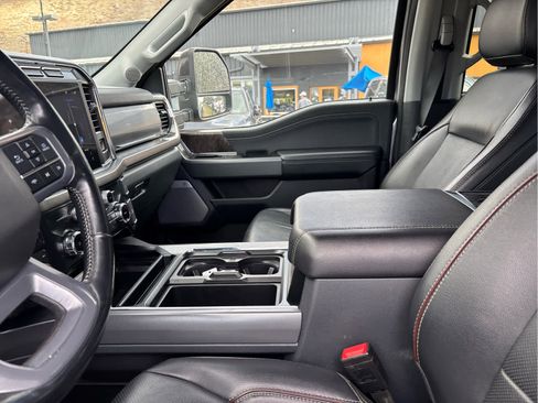 Used 2024 Ford F450 Lariat w/ Camper Package image 22