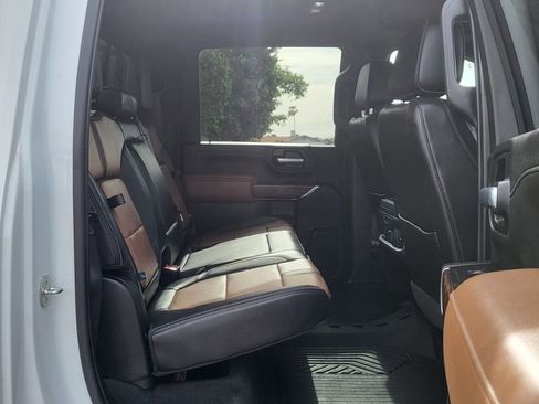Used 2021 Chevrolet Silverado 2500 High Country w/ Z71 Off-Road Package AWD/4WD image 19