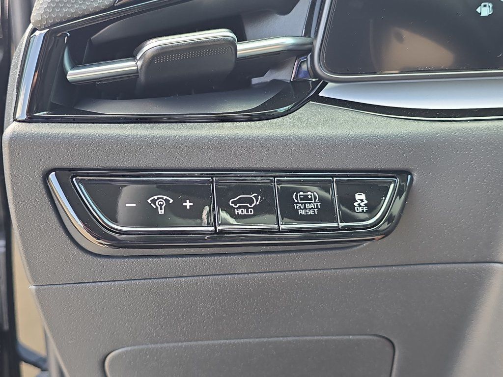 New 2026 Kia Niro SX Touring FWD image 29