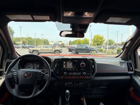 Used 2025 Nissan Frontier PRO-4X w/ Interior Protection Package AWD/4WD image 15