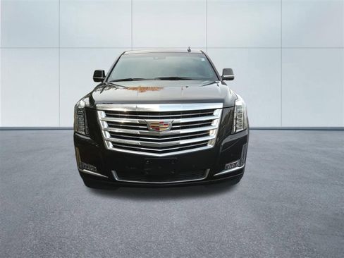Used 2019 Cadillac Escalade Platinum image 5