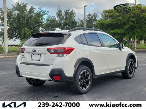 Used 2023 Subaru Crosstrek 2.0i Premium w/ Popular Package #3 AWD/4WD image 6