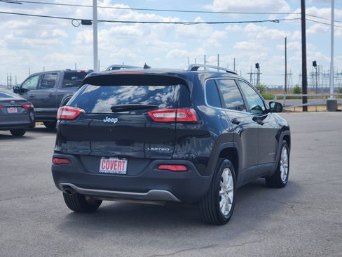 Used 2016 Jeep Cherokee Limited FWD image 7