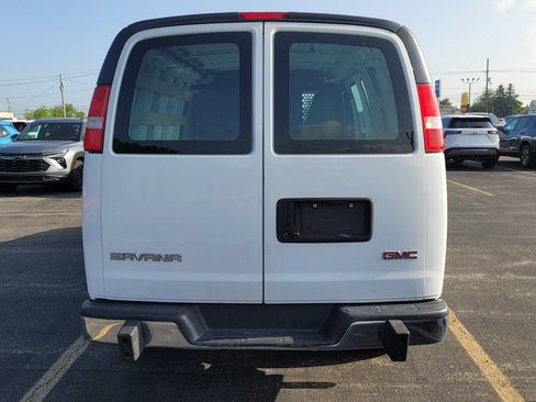 Used 2019 GMC Savana 2500 w/ Driver Convenience Package RWD image 5