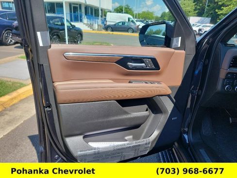 New 2025 Chevrolet Suburban High Country image 21