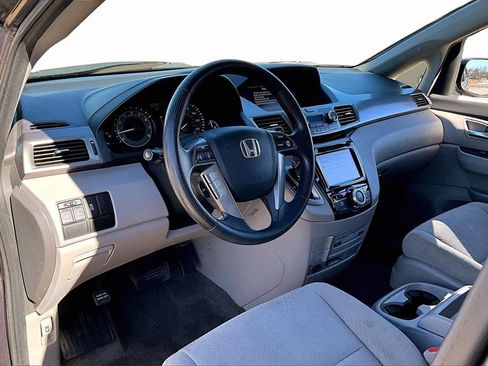 Used 2016 Honda Odyssey SE image 13