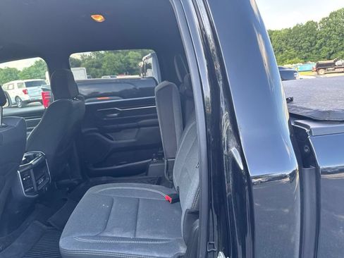 Used 2022 RAM 1500 Big Horn AWD/4WD image 11