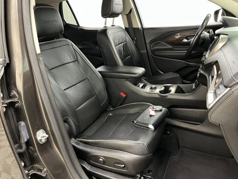 Used 2019 GMC Terrain Denali w/ Advanced Safety Package AWD/4WD image 38