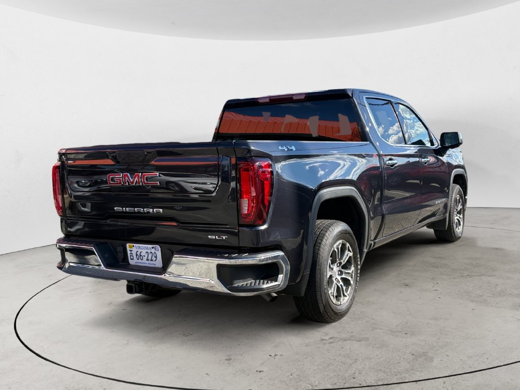 Used 2025 GMC Sierra 1500 SLT AWD/4WD image 3
