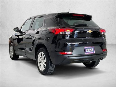 Used 2025 Chevrolet TrailBlazer LS FWD image 13
