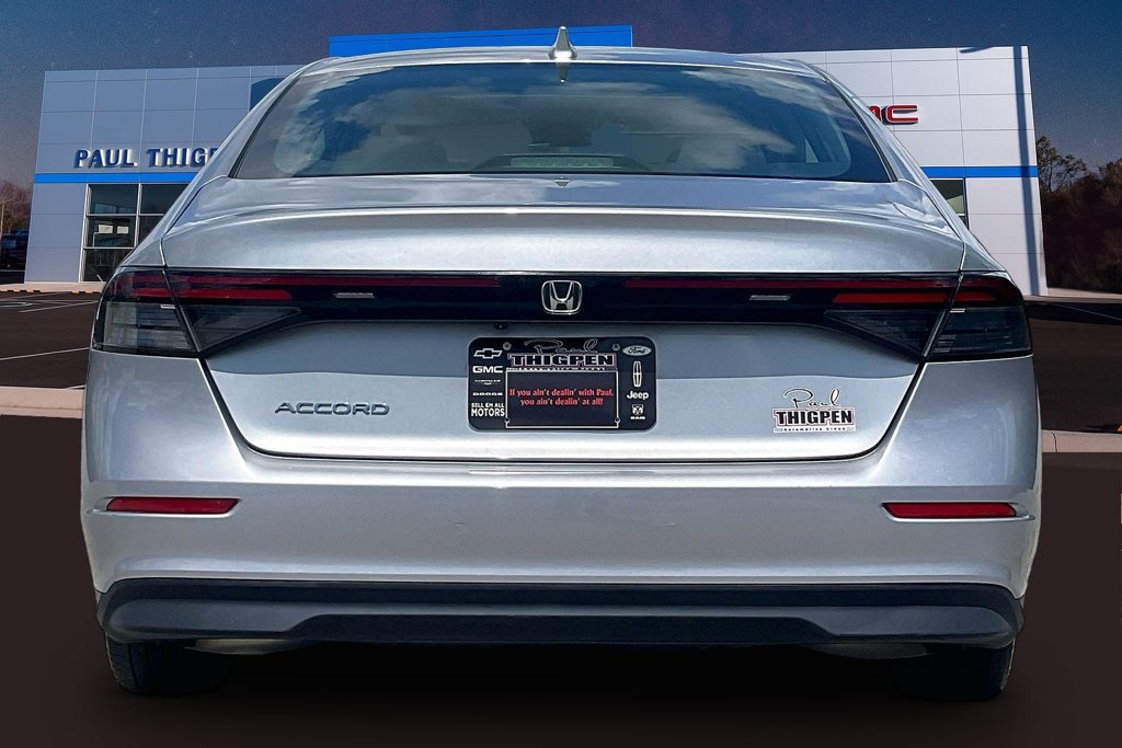 Used 2024 Honda Accord EX image 6