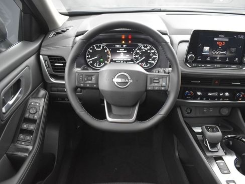 New 2026 Nissan Rogue SV image 13