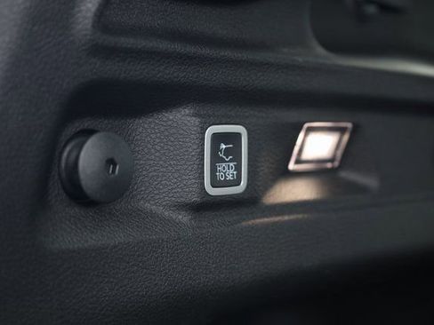 Used 2025 Jeep Grand Cherokee L Laredo w/ Luxury Tech Group I image 31