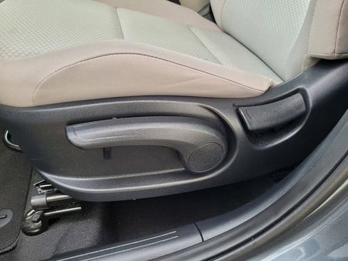 Certified 2025 Kia Soul LX w/ LX Technology Package image 14