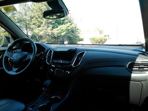 Certified 2024 Chevrolet Equinox Premier AWD/4WD image 15