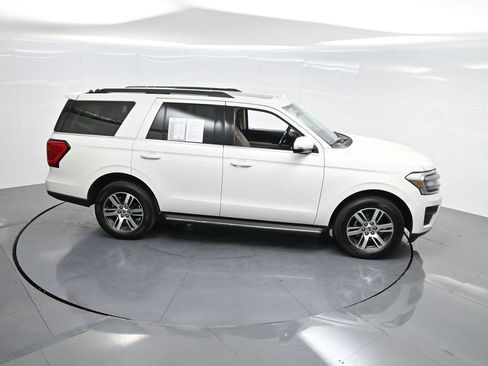 Used 2022 Ford Expedition XLT image 59