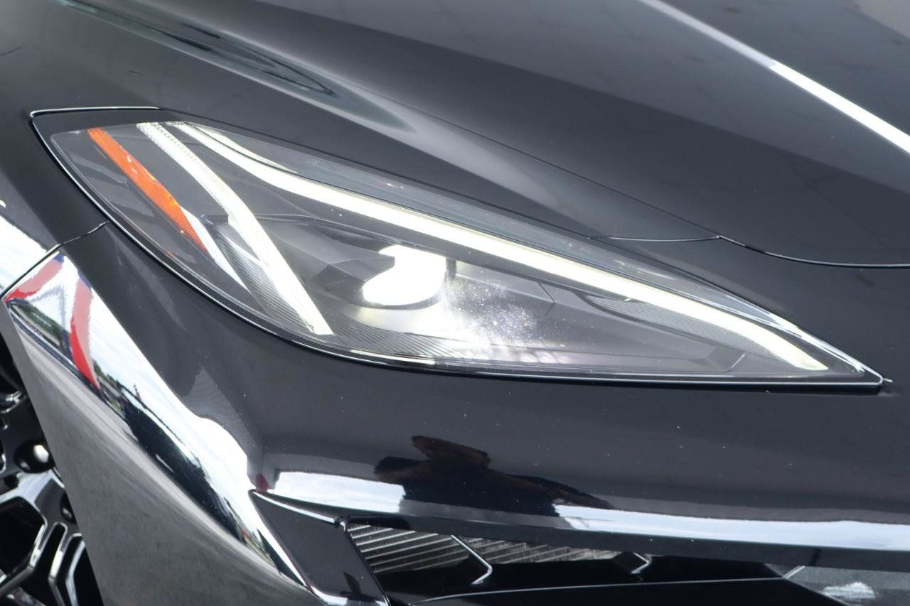 Used 2023 Chevrolet Corvette Z06 RWD image 5