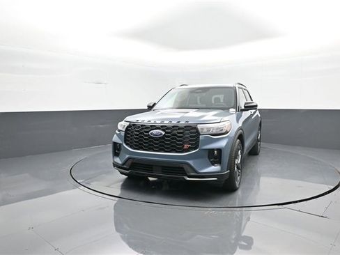 New 2026 Ford Explorer ST w/ Sun And Sound Package image 3