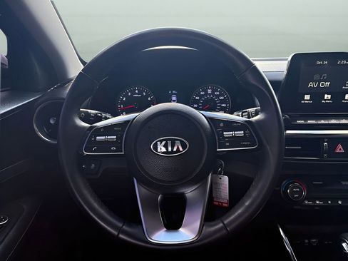 Used 2019 Kia Forte S w/ S Premium Package image 12