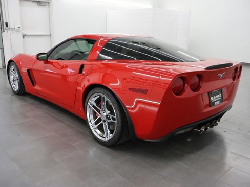 Used 2008 Chevrolet Corvette Z06 w/ Preferred Equipment Group RWD image 6
