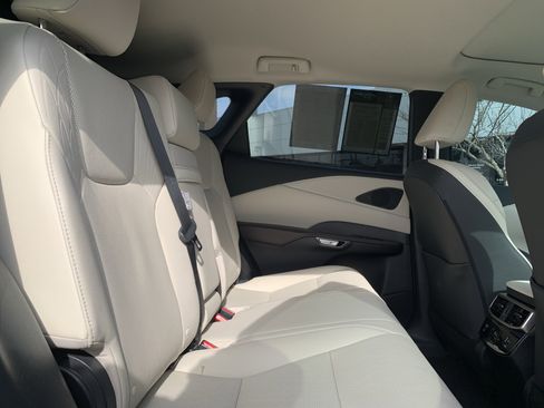 Certified 2024 Lexus RX 350h image 33