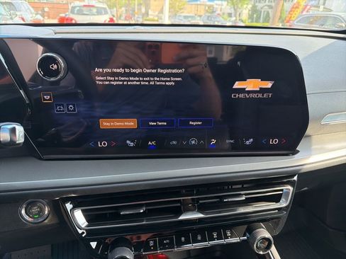 New 2026 Chevrolet Traverse LT AWD/4WD image 15
