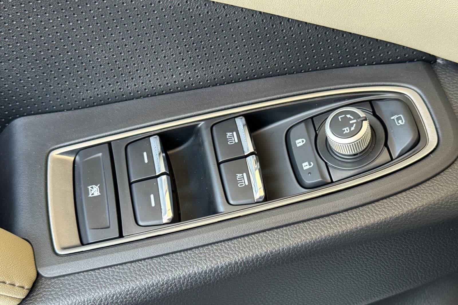 New 2026 Subaru Ascent Limited AWD/4WD image 13