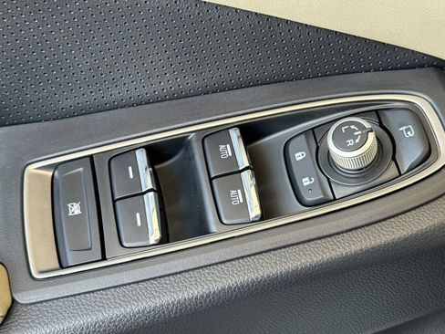 New 2026 Subaru Ascent Limited AWD/4WD image 13