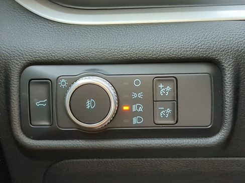 Certified 2020 Ford Explorer XLT w/ Equipment Group 202A image 57