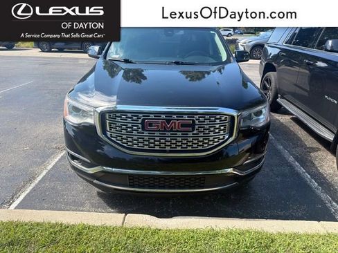 Used 2017 GMC Acadia Denali w/ Technology Package AWD/4WD image 1