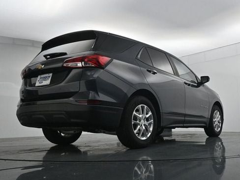 Used 2022 Chevrolet Equinox LS w/ LS Convenience Package FWD image 41