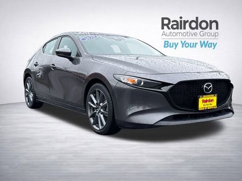 Used 2023 MAZDA MAZDA3 s FWD image 1