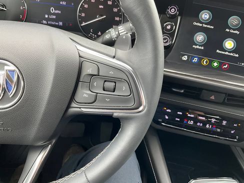 Certified 2023 Buick Envision Preferred AWD/4WD image 5
