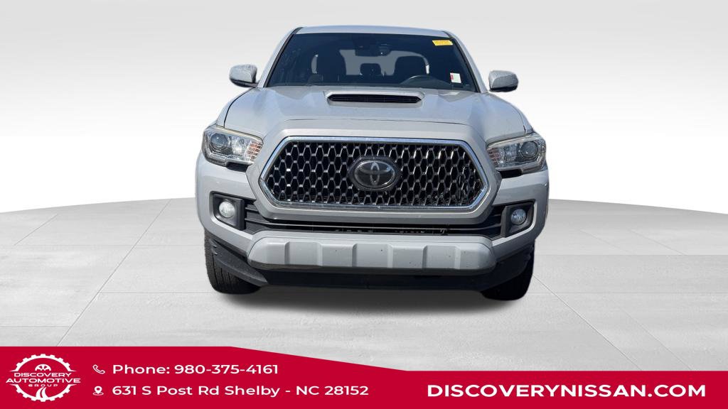 Used 2019 Toyota Tacoma TRD Sport RWD image 2