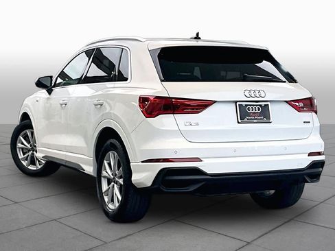 Used 2023 Audi Q3 2.0T Premium w/ Convenience Package AWD/4WD image 11