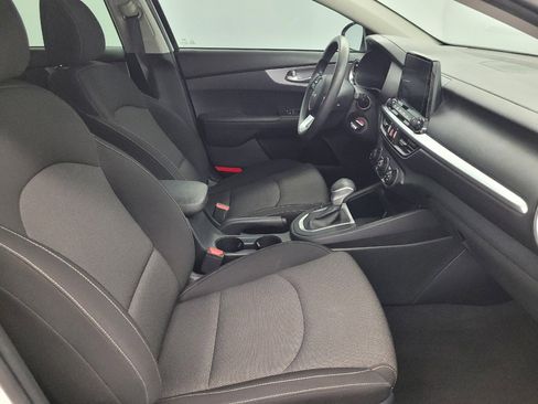 Used 2023 Kia Forte LXS FWD image 21