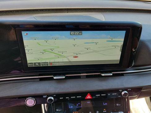 Used 2022 Kia Carnival SX FWD image 12