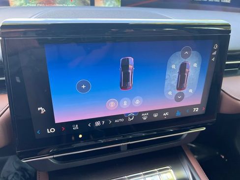 New 2026 Lincoln Nautilus Reserve AWD/4WD image 31