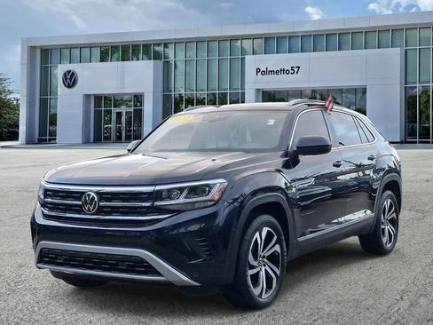 Used 2022 Volkswagen Atlas Cross Sport SEL image 3