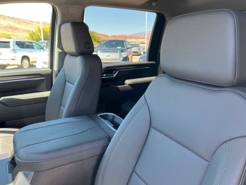 New 2026 Chevrolet Silverado 2500 LTZ w/ LTZ Plus Package AWD/4WD image 17