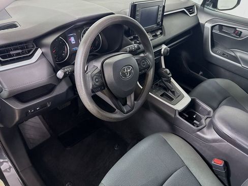 Certified 2022 Toyota RAV4 LE FWD image 10