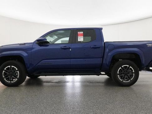 New 2025 Toyota Tacoma TRD Sport AWD/4WD image 22