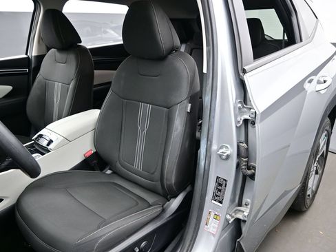 Certified 2024 Hyundai Tucson SEL FWD image 10