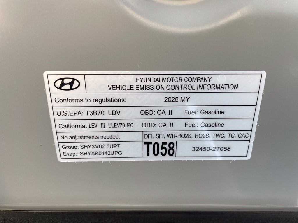 Used 2025 Genesis GV70 2.5T AWD/4WD image 35