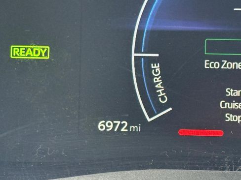 Certified 2025 Toyota Camry SE w/ Convenience Package image 20