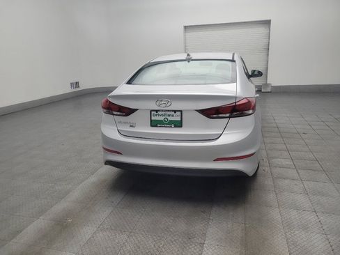 Used 2017 Hyundai Elantra SE w/ Cargo Package FWD image 7
