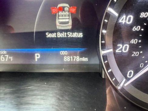 Used 2021 Toyota Highlander Limited image 25