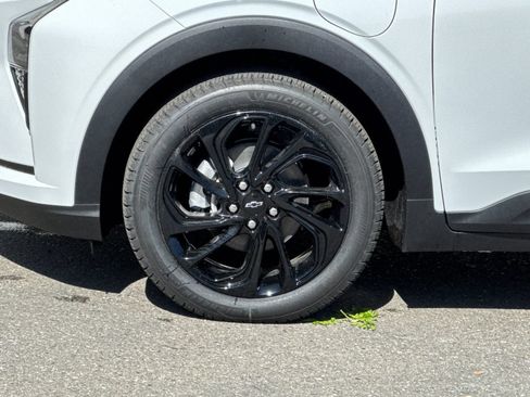 New 2027 Chevrolet Bolt RS FWD image 28