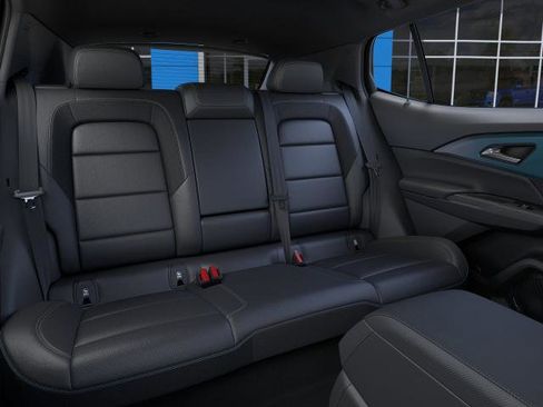 New 2026 Chevrolet Equinox EV LT w/ Convenience Package II AWD/4WD image 17
