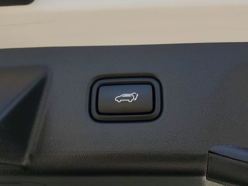 Used 2025 Hyundai Tucson SEL FWD image 9